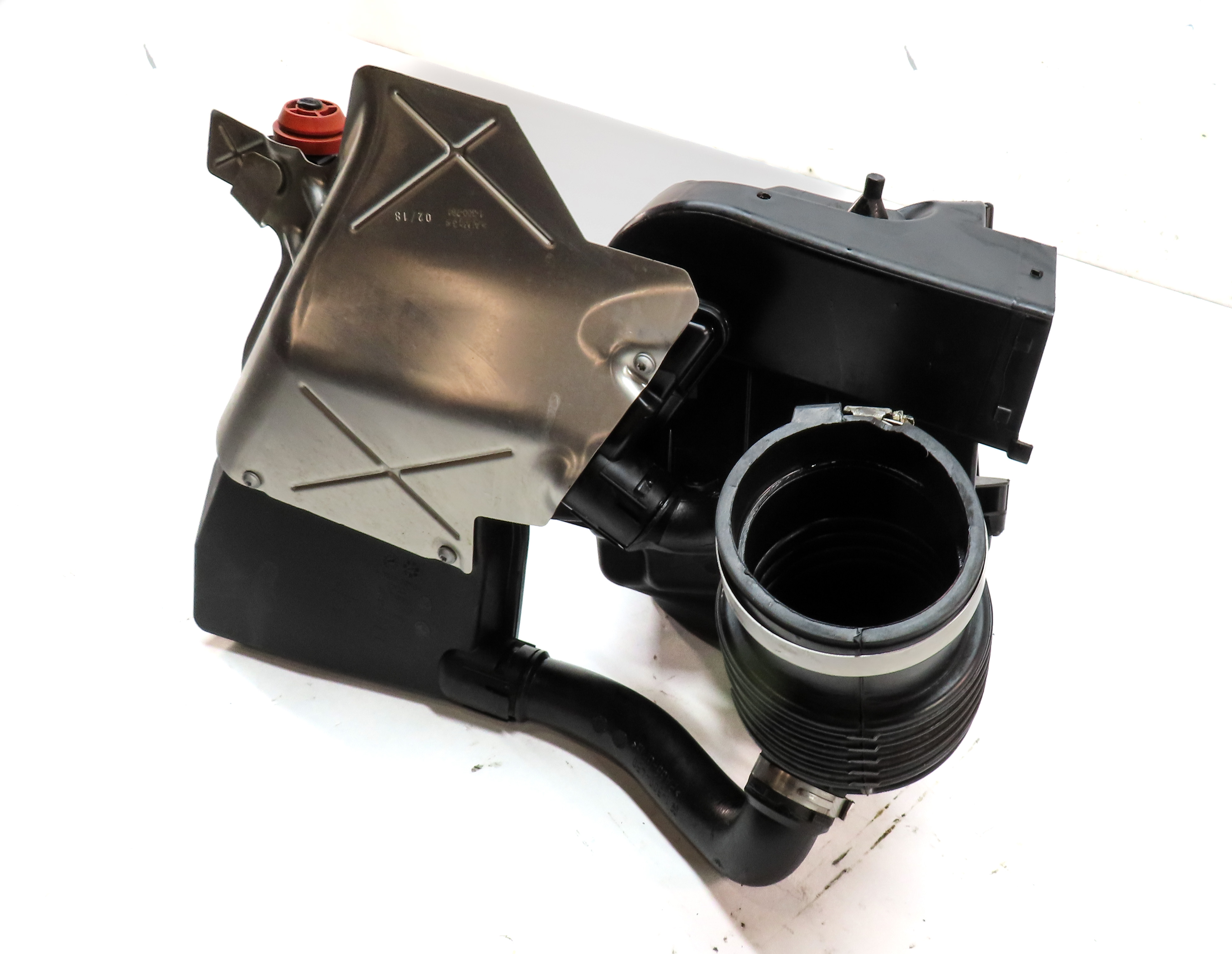 2018-2019 BMW X3 M40i (G01) 3.0L TURBO (B58) ENGINE AIR FILTER BOX — exact item pictured